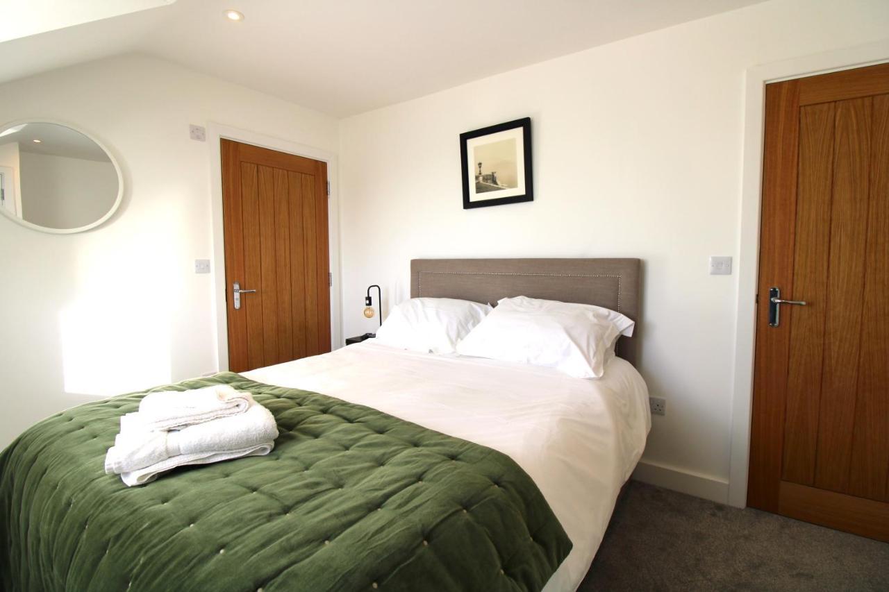 No 10 @Short Stays Basingstoke Kültér fotó