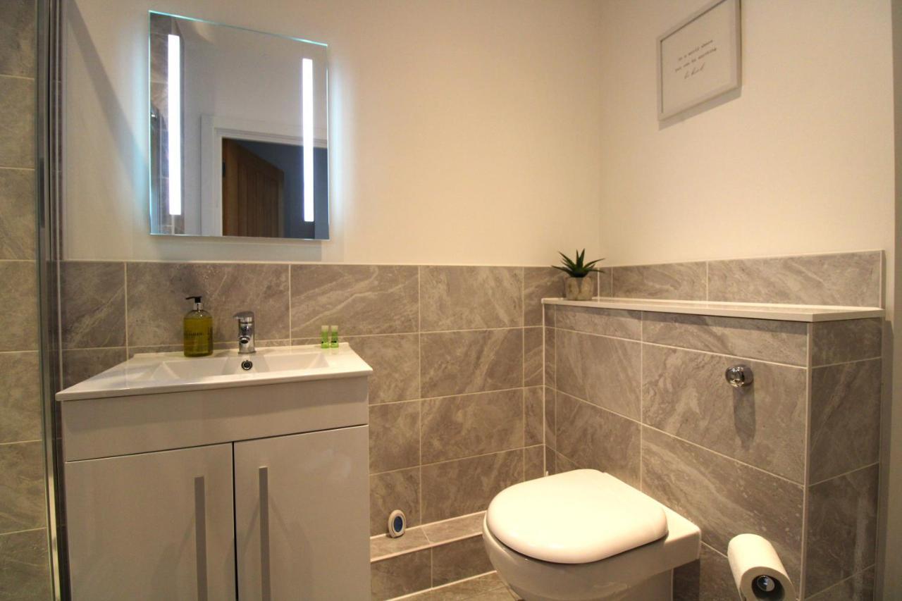 No 10 @Short Stays Basingstoke Kültér fotó